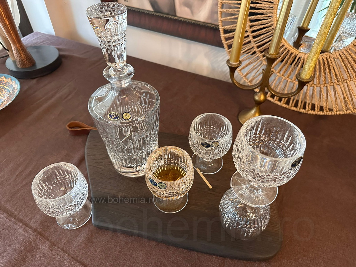 SET PAHARE DE CONIAC SI STICLA CRISTAL DE BOHEMIA - MONTE CARLO